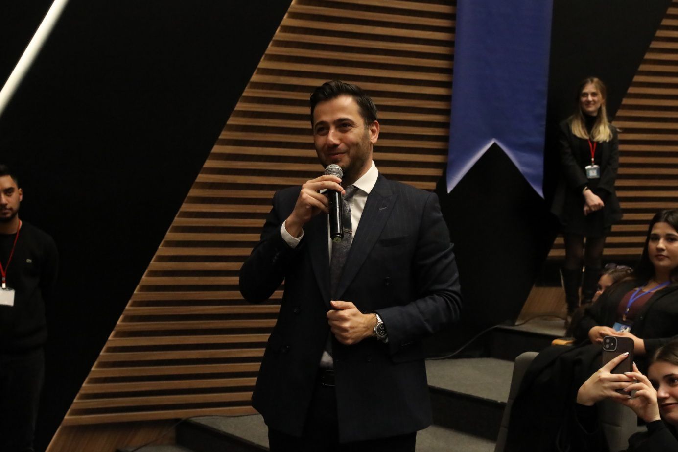 Whatsapp Image 2025 12 19 At 19.41.33