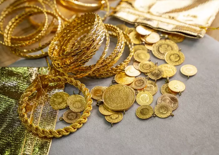 01 698Eb7D09333749B50877E77