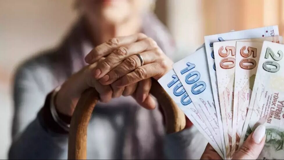 03 Emekli Ikramiyesinde Zam Beklentisi Kulislerde 3 Rakam Öne Çıktı! 3