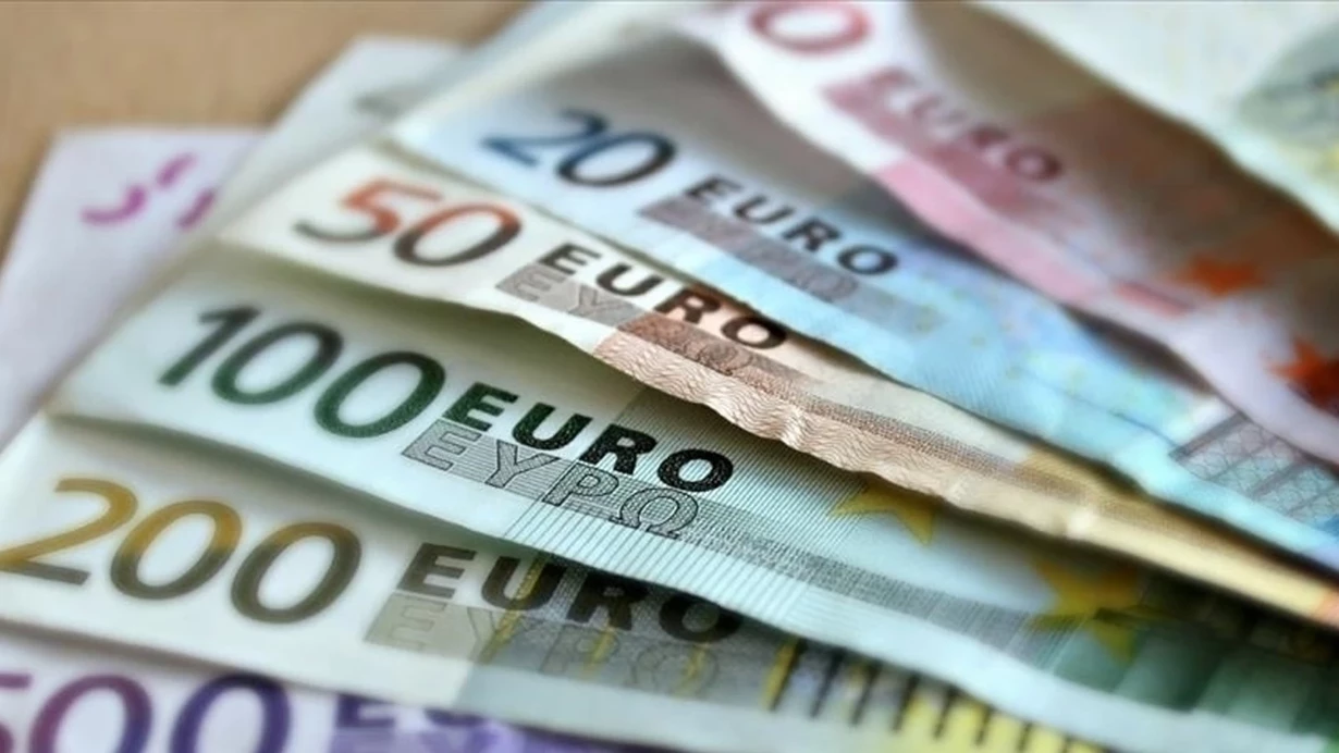 01 Döviz Piyasalarında Savaş Etkisi... Dolar Yükselişte, Euro Ve Sterlin Geriledi! 3