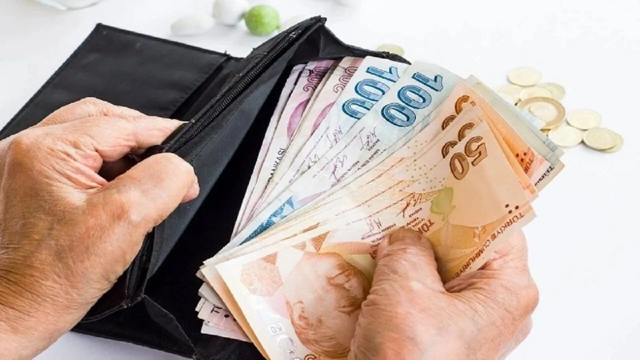 03 17 Milyon Kişiyi Ilgilendiriyor... Emeklilerin Gözü Bayram Ikramiyesinde! 3