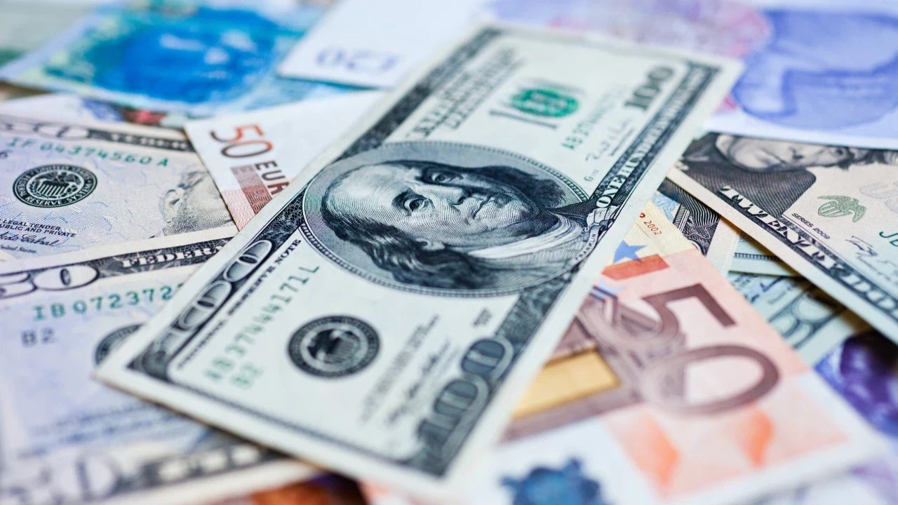 01 Dövizde Yön Ayrıştı! Dolar Yükseldi, Euro Düştü 3