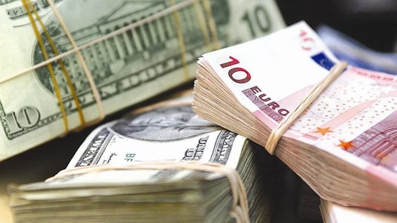 01 Dövizde Hareketli Başlangıç! Dolar Ve Euro Yeni Haftaya Nasıl Girdi 3
