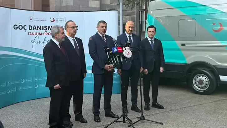 Bakan Çiftçi: Okullarda bahçe görevlilerimize 2 bin 800 el dedektörü dağıttık