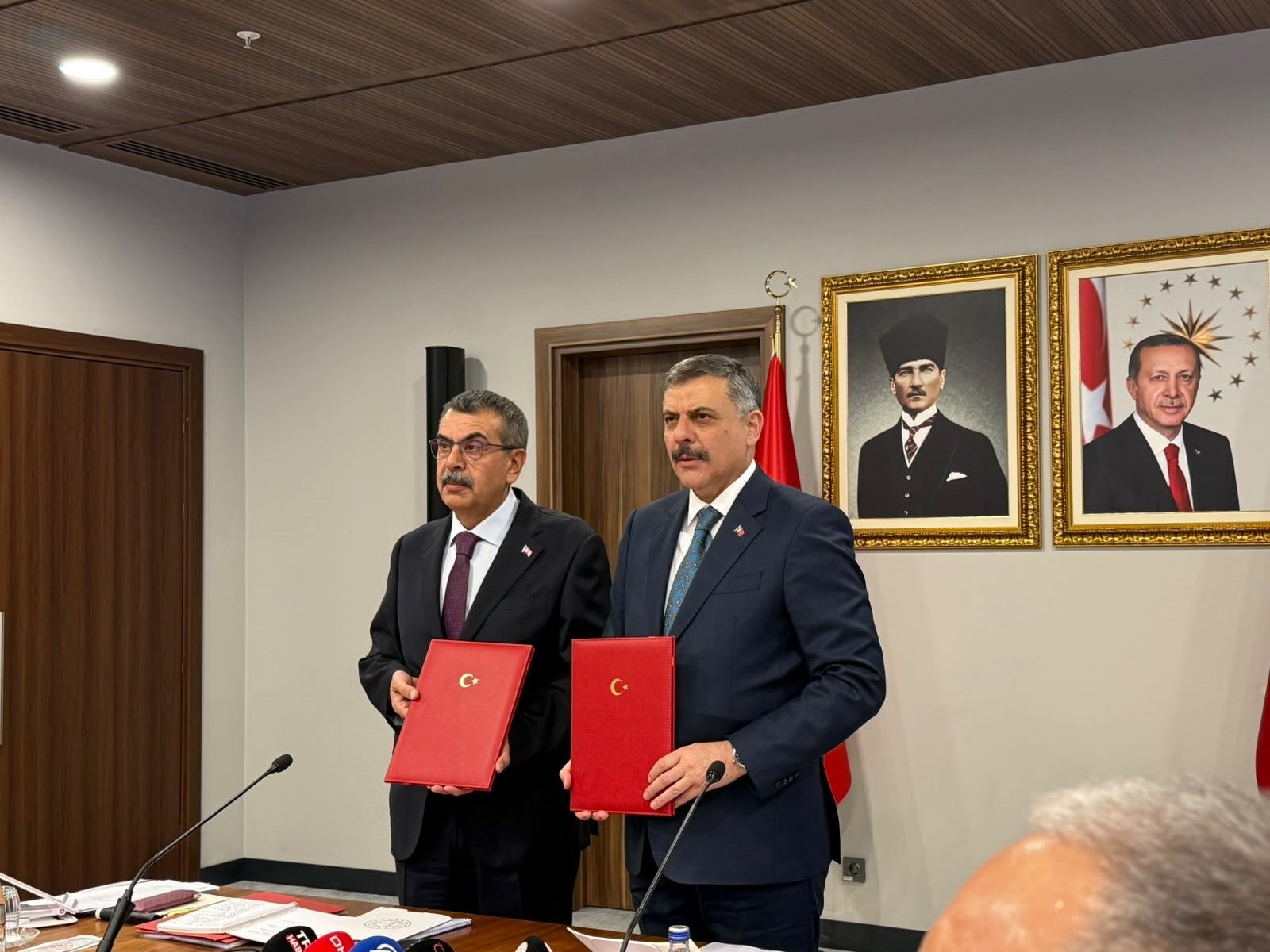 Bakan Çiftçi: Okullarımızda 31 bin tane bahçe görevlisi istihdam etmiş olduk