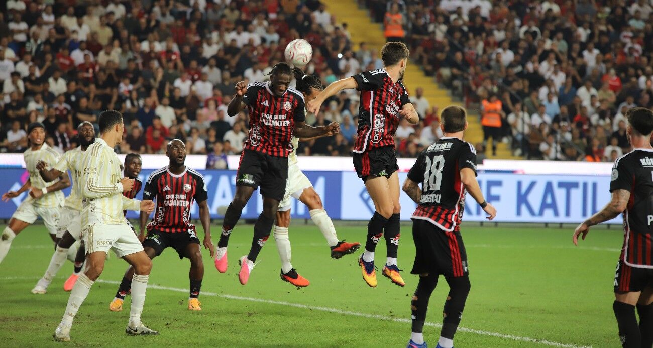 Gol sesi çıkmadı! Fenerbahçe, Gaziantep'e takıldı