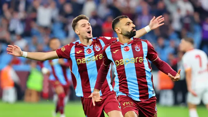 Trabzon'da Muhammed Salah şov... Trabzonspor, son şampiyonu farklı geçti!