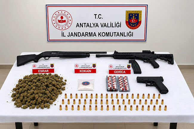 Serik'te uyuşturucu operasyonu: 20 gözaltı