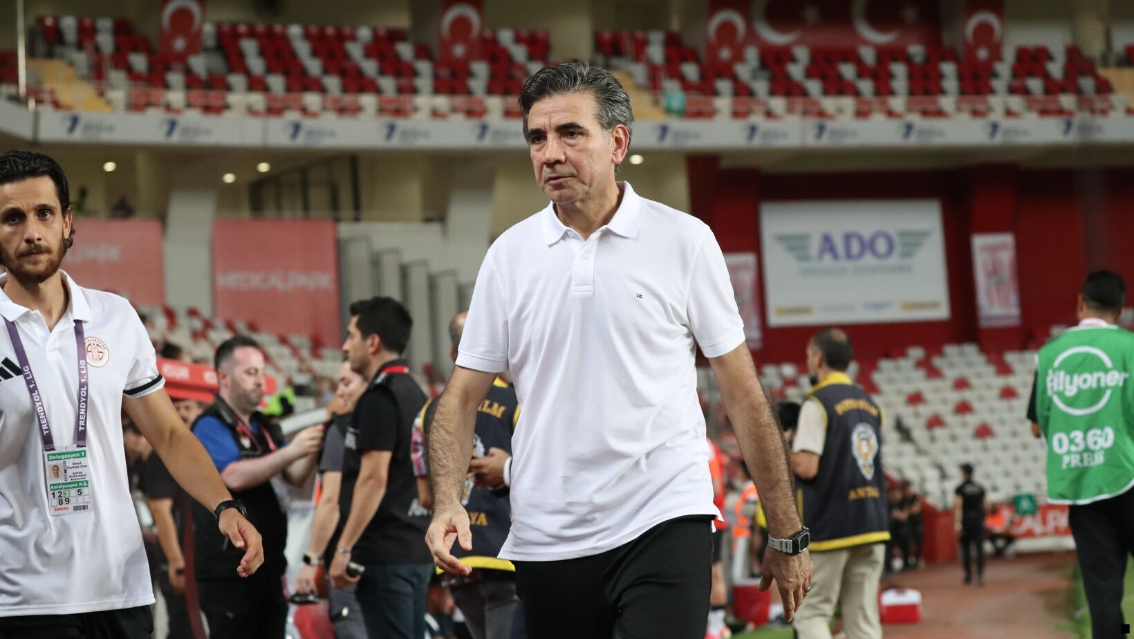 Osman Özköylü’den Vanspor galibiyeti sonrası: Bu takıma çok güveniyorum!