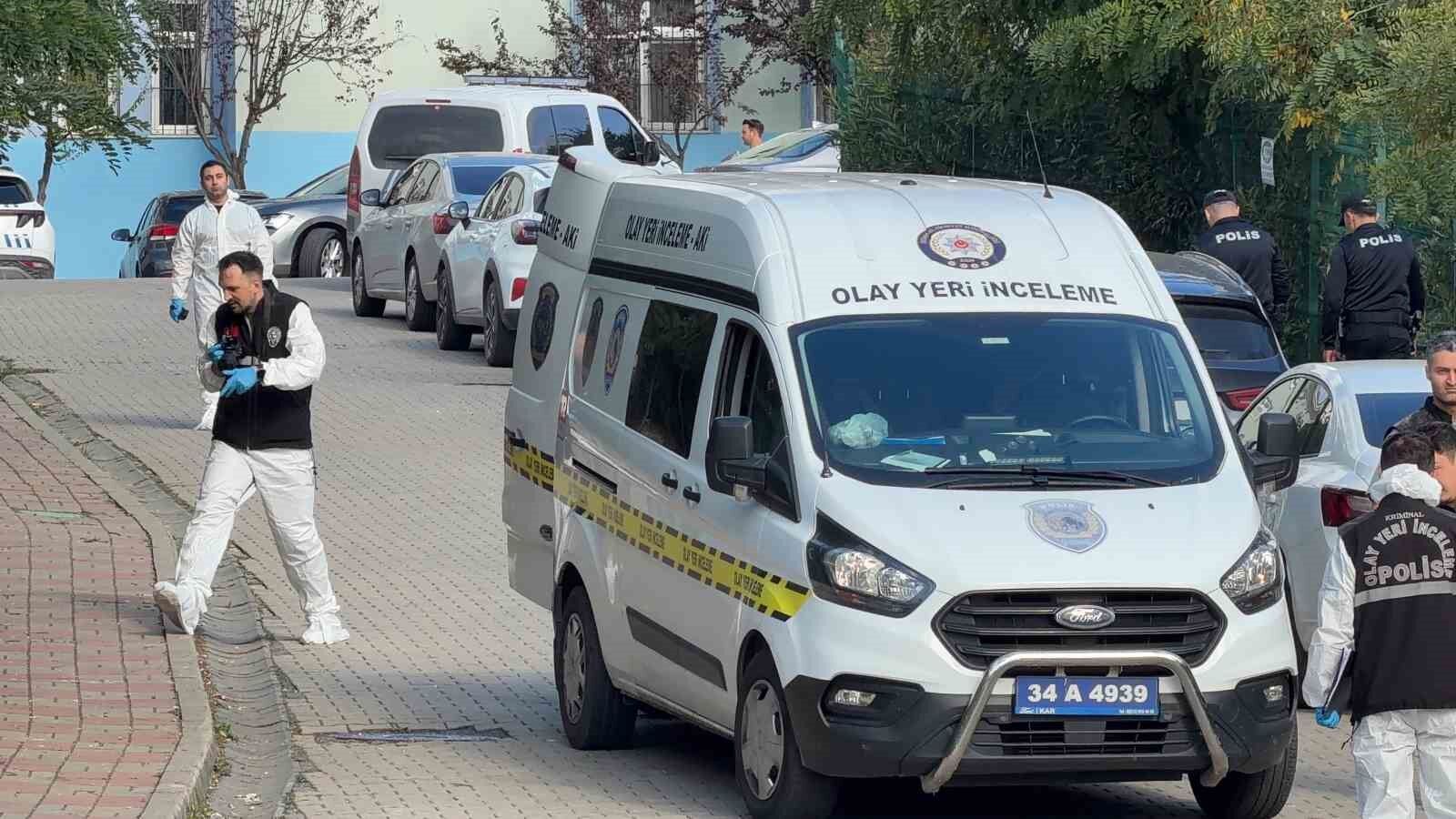 Başakşehir'deki okul saldırısında bir öğrenci hayatını kaybetti