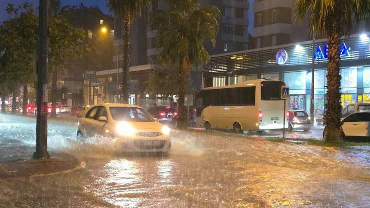 İstanbul, Kocaeli Ve Yalova’da Okullar Tatil! Antalya’da Yarın Okullar Tatil Mi, Son Durum Ne 2