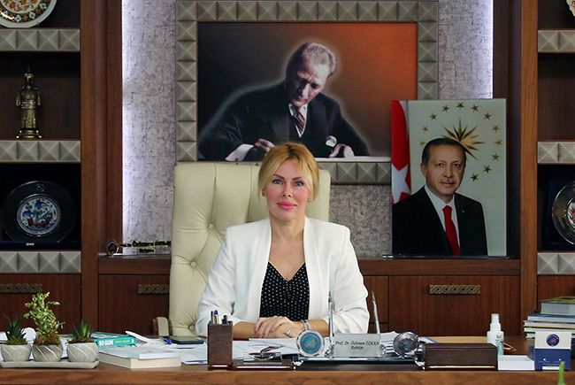 Rektör Özkan geçmiş olsun dilekleri için teşekkür etti
