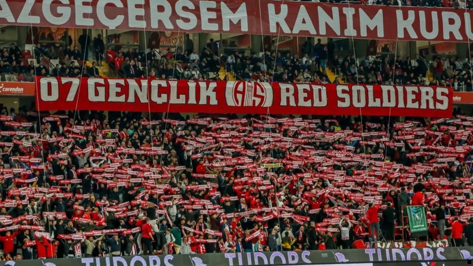 07 Gençlik’ten Bolu’ya siyah çıkarma!