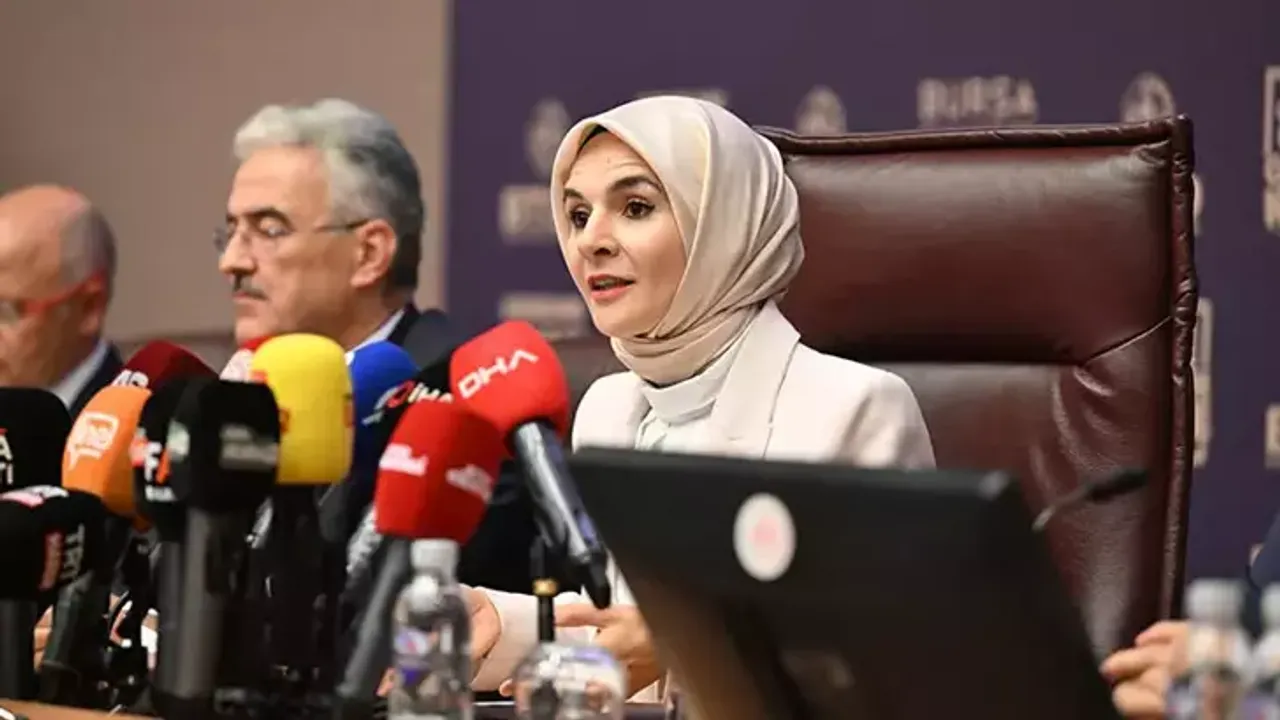 Bakan Göktaş: Aileyi korumak savunma sanayi kadar stratejik