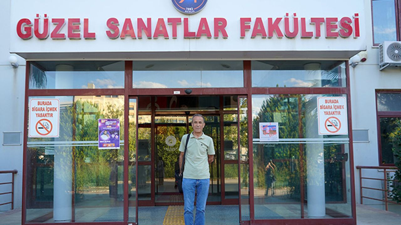 Hakimlikten öğrenciliğe: Emekli hakim yeniden öğrenci oldu