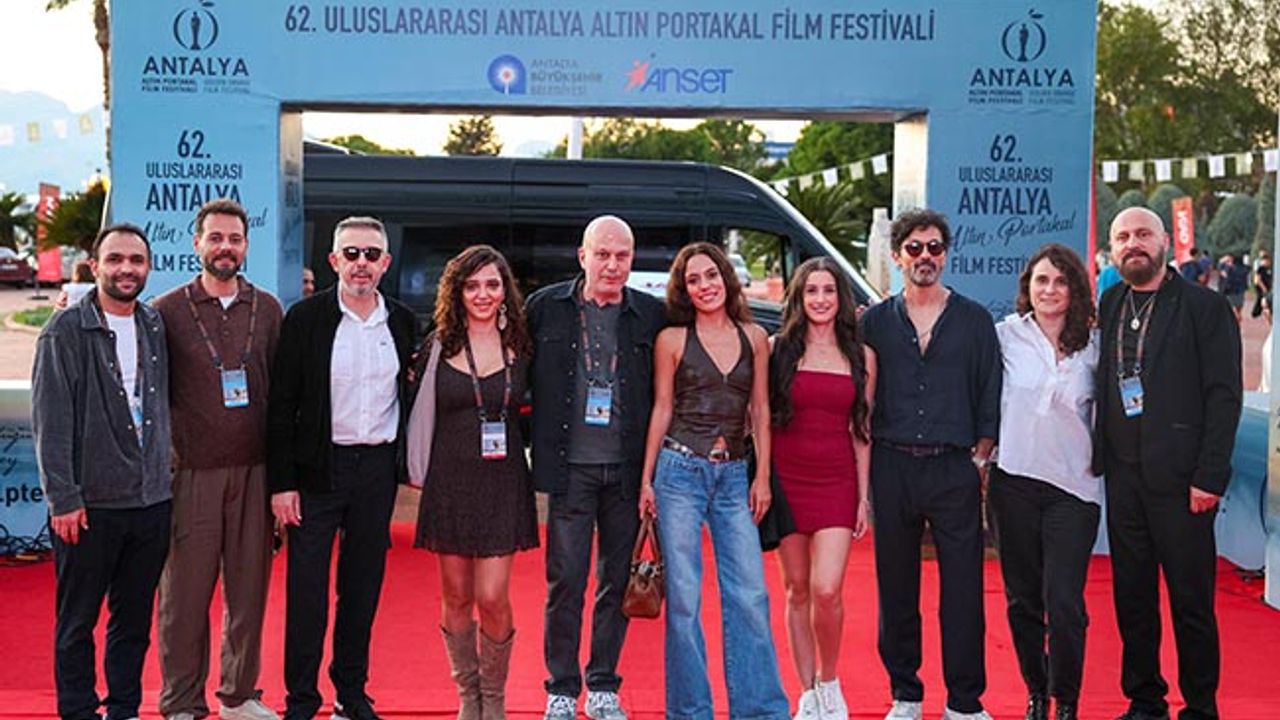 'Kesilmiş Bir Ağaç Gibi' ve 'Noir' filmleri seyirciyle buluştu