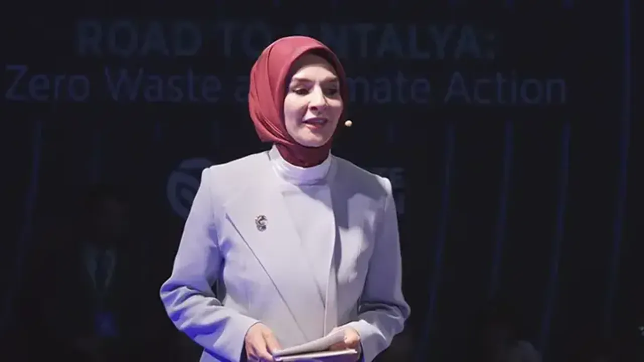 Bakan Göktaş: Sıfır atık projesiyle 1 milyon kadına ulaşıp e