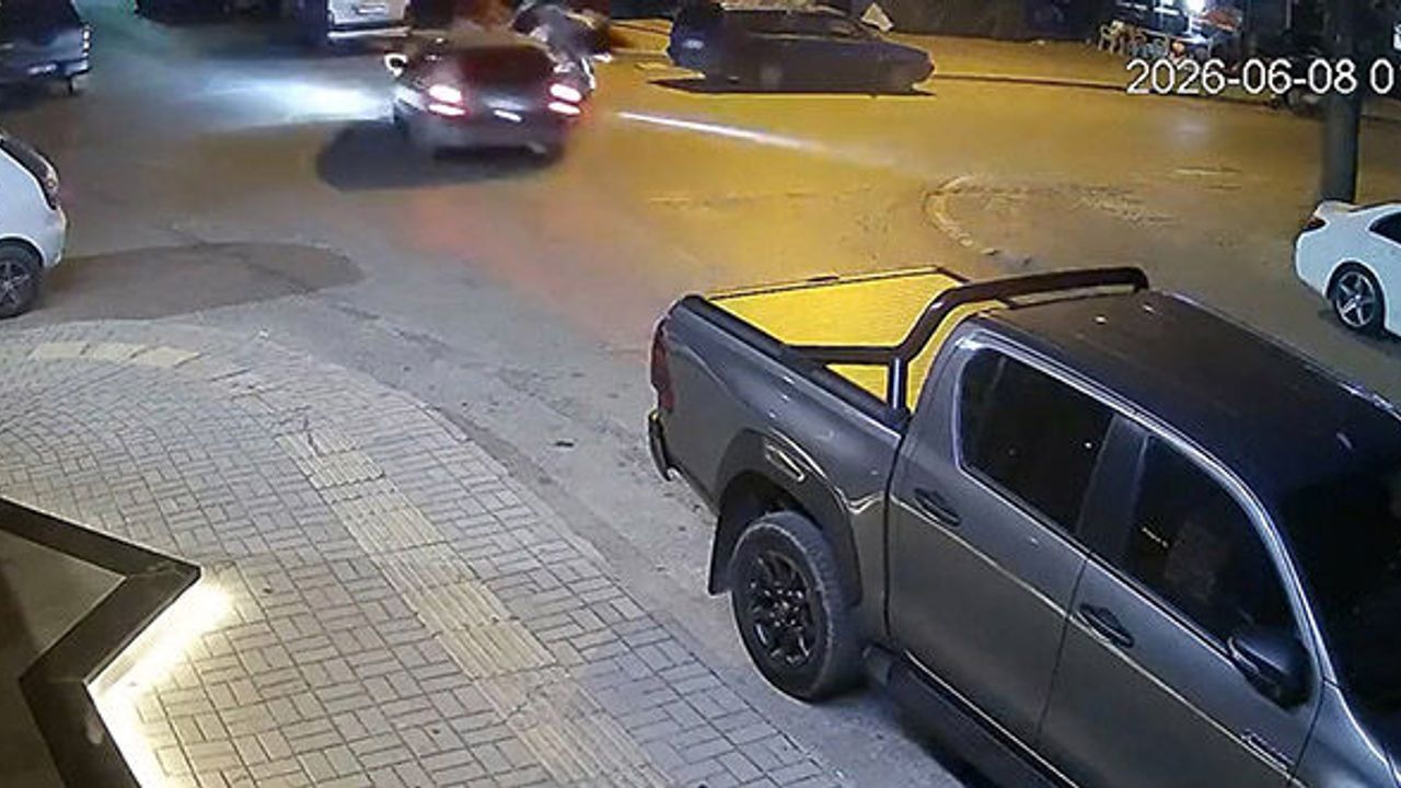 Alanya'da otomobille motosiklet çarpıştı