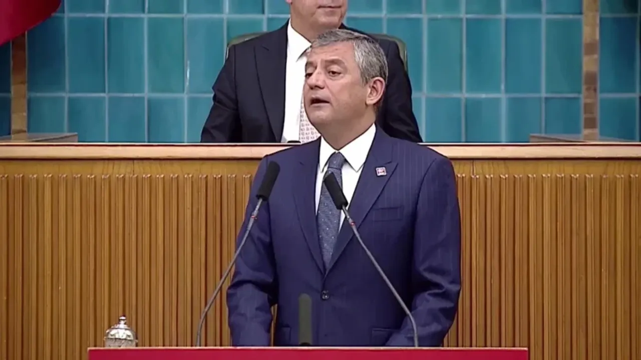 Özgür Özel grup toplantısı kararını açıkladı: "Üzülerek taki