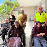 Antalyalı yaşlılar müzikle nefes aldı