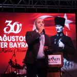 Zafer Bayramı coşkusu Konyaaltı'nda yaşandı