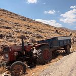 Korkuteli'nde TIR traktöre çarptı