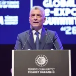 Bakan Bolat: Mal ve hizmet ihracatımızı 450 milyar dolara taşımayı hedefliyoruz
