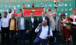 Alanya'da başpehlivan Ali Gürbüz