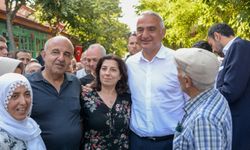  Bakanı Ersoy, baba ocağını ziyaret etti