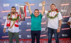 Zeybek, ilgiyle karşılandı