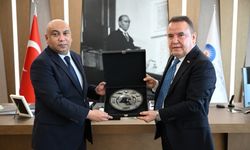 Başkonsolostan Böcek’e ziyaret 