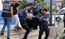 Eşini başından vurup, intihar etti