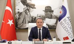 'Aziz hatıraları önünde saygıyla eğiliyorum'