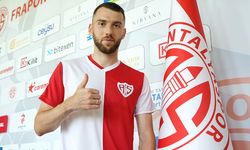 Zymer Bytyqi resmen Antalyaspor'da