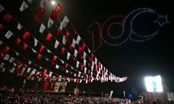  500 dronla gökyüzünde gösteri