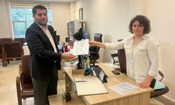 Başkan Durmaz mazbatasını aldı 