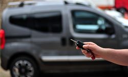 İkinci el online oto pazarında satışlar nisanda azaldı