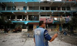 Gazze'de UNRWA okullarının üçte ikisi vuruldu