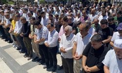 Haniye için yurdun dört bir yanında gıyabi cenaze namazı kılındı