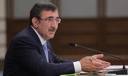 Nefret söylemlerine karşı siyaset kurumu birlik içinde olmayı başarmalıdır