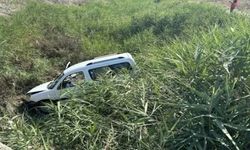 Otomobil su kanalına devrildi: 1 kişi öldü