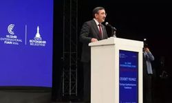 Cevdet Yılmaz: Üretken yapay zekayı desteklemeliyiz