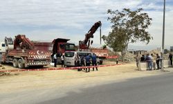 Kamyon ile damper arasına sıkışan tamirci hayatını kaybetti