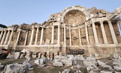 Anıtsal Çeşme restore ediliyor    