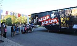 Sinema Tırı yollarda 
