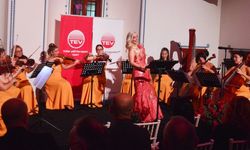 Eğitim için sahnede