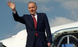 Haydar Aliyev, vefatının 21. yılında anılıyor