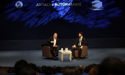 Kütüphanede lider buluşması 