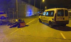 Motosikletle hafif ticari araç çarpıştı: 2 yaralı