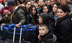 Santorini depremler nedeniyle sürekli sallanıyordu: Olağanüstü hal ilan edildi!